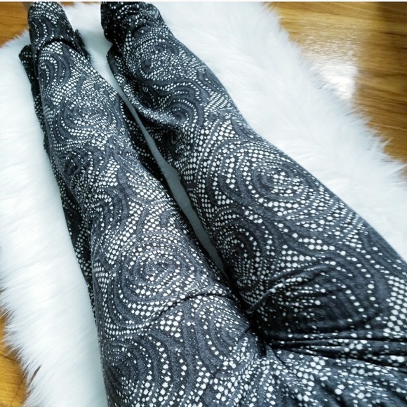 2/$40 Black & Grey Palazzo Wide Leg Pants - Picture 4 of 7